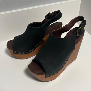 NWOB Jeffrey Campbell black leather platform wedge